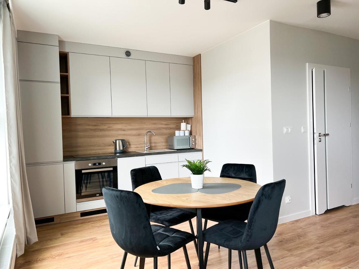 Star4You II Apartments فروتسواف المظهر الخارجي الصورة