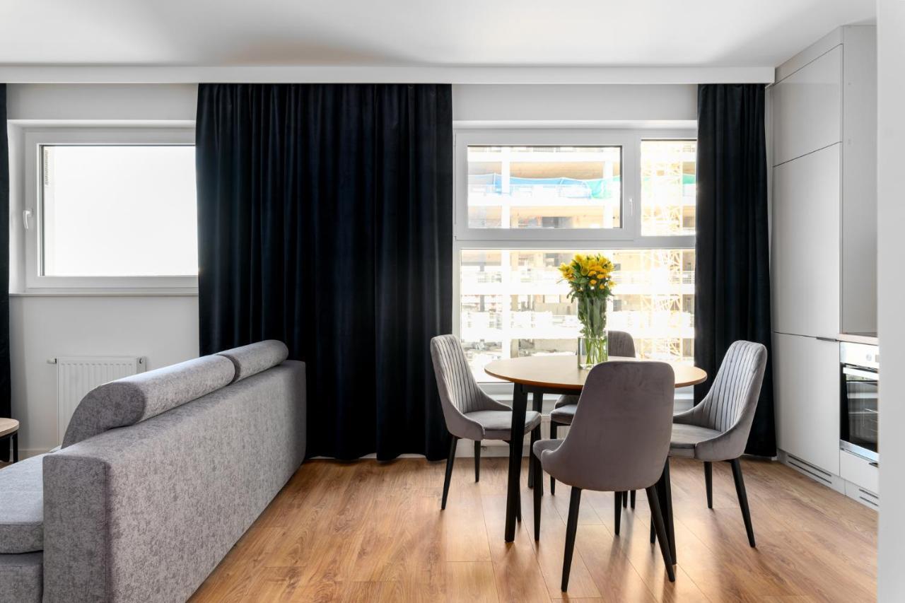 Star4You II Apartments فروتسواف المظهر الخارجي الصورة